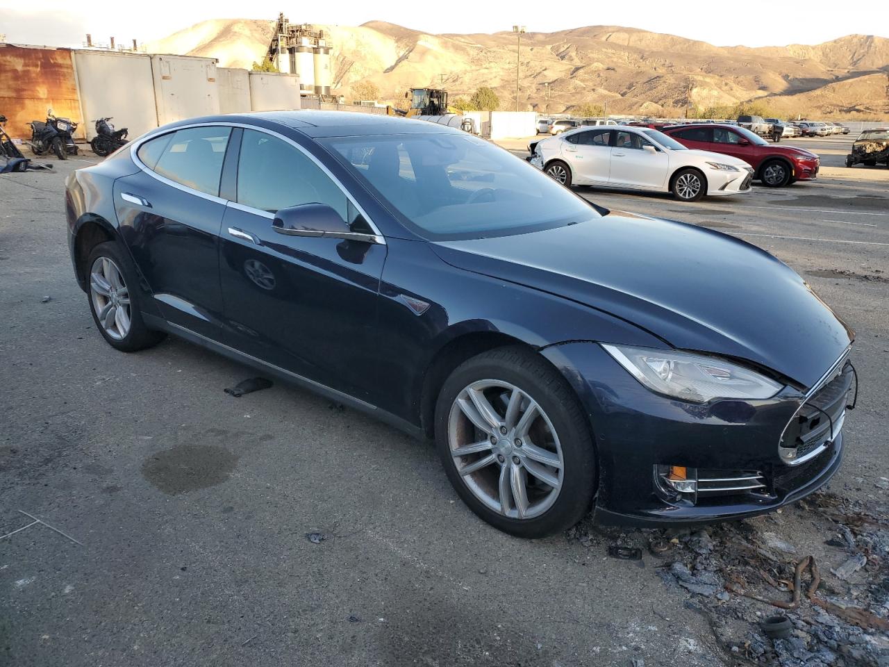 VIN 5YJSA1H13FFP78490 2015 TESLA MODEL S no.4