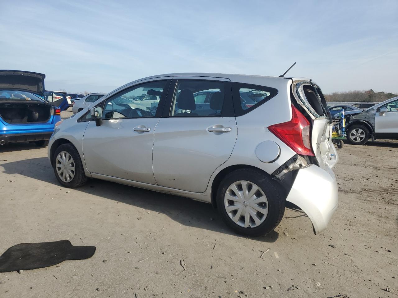 VIN 3N1CE2CP3FL426041 2015 NISSAN VERSA no.2