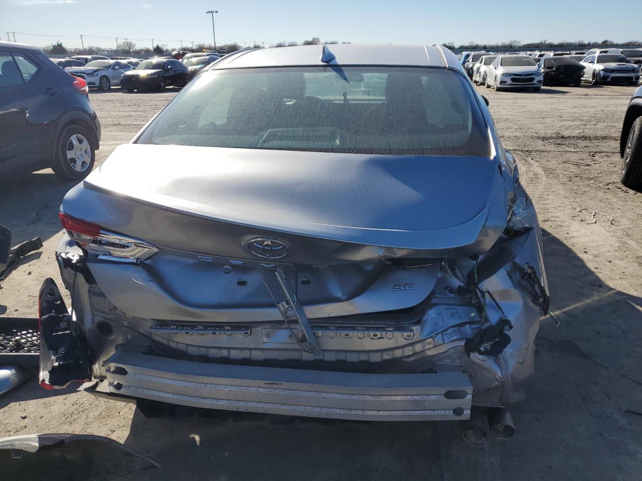 2020 Toyota Camry - Image 6