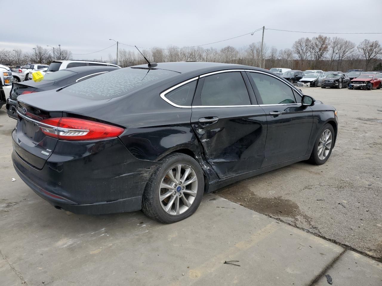 VIN 3FA6P0HD9HR404073 2017 FORD FUSION no.3