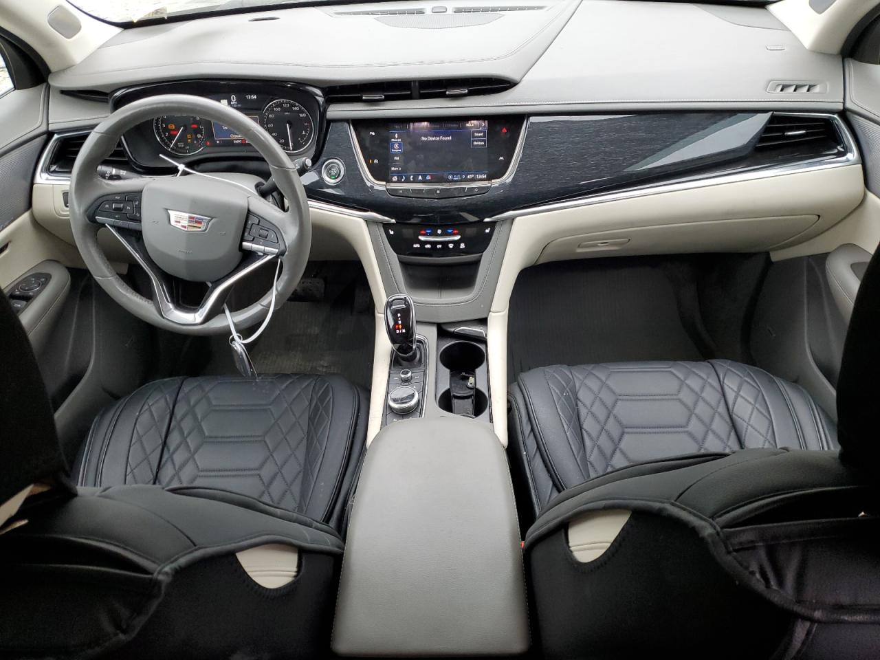 2021 Cadillac XT6 - Image 8