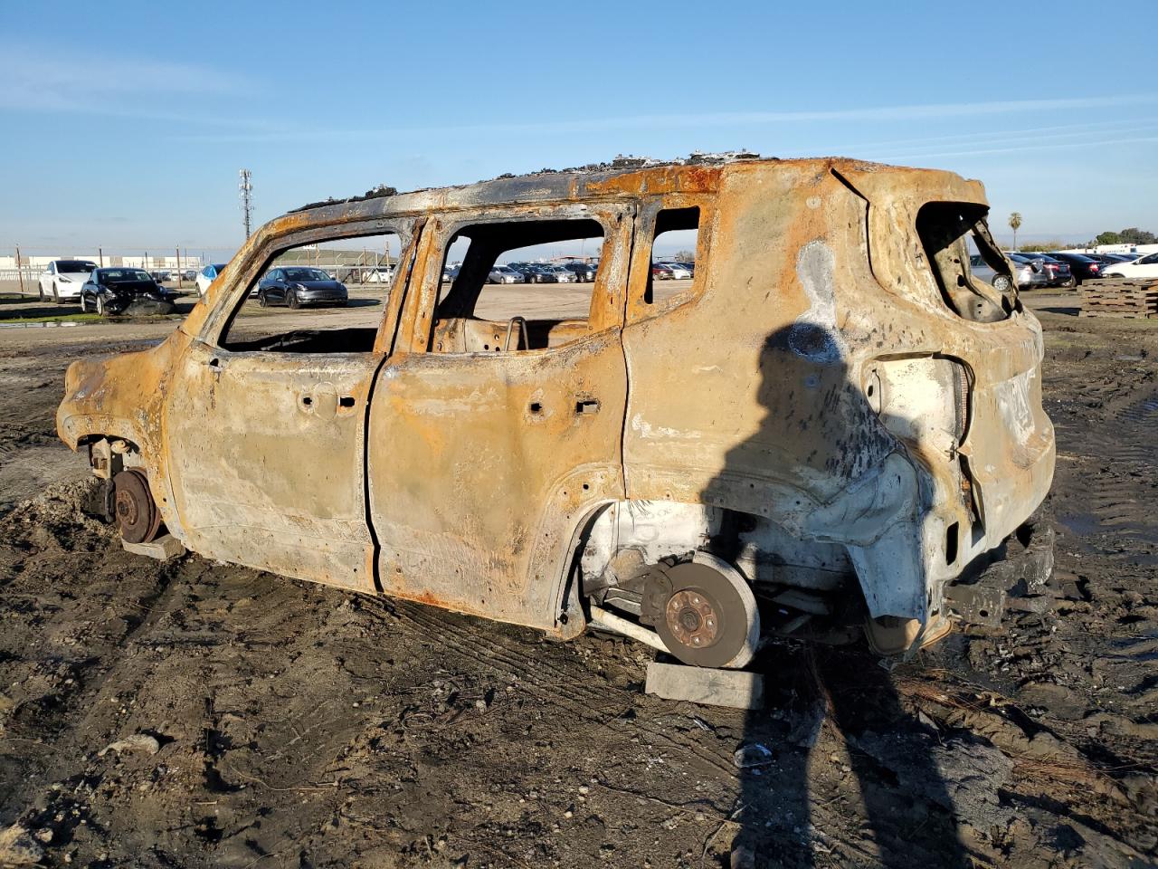 2015 Jeep Renegade - Image 2