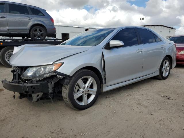 2014 Toyota Camry L for Sale in Riverview, FL - Front End