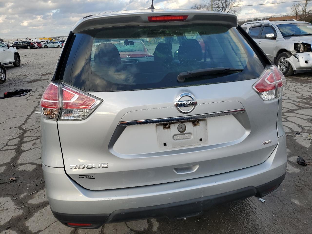 2016 Nissan Rogue - Image 6