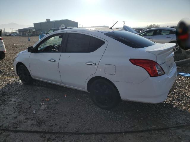  NISSAN VERSA 2019 Білий