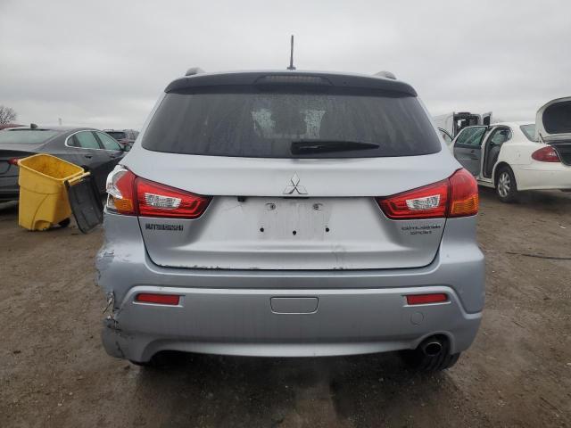  MITSUBISHI OUTLANDER 2012 Srebrny