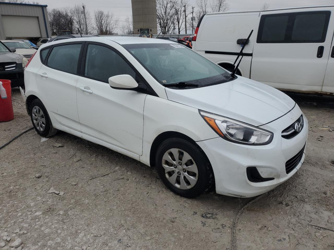 2016 Hyundai Accent - Image 4