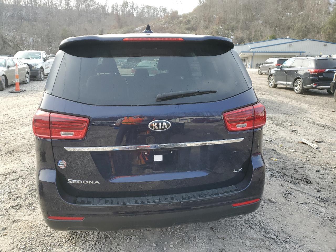 2021 Kia Sedona Lx VIN: KNDMB5C18M6668550 Lot: 83780174