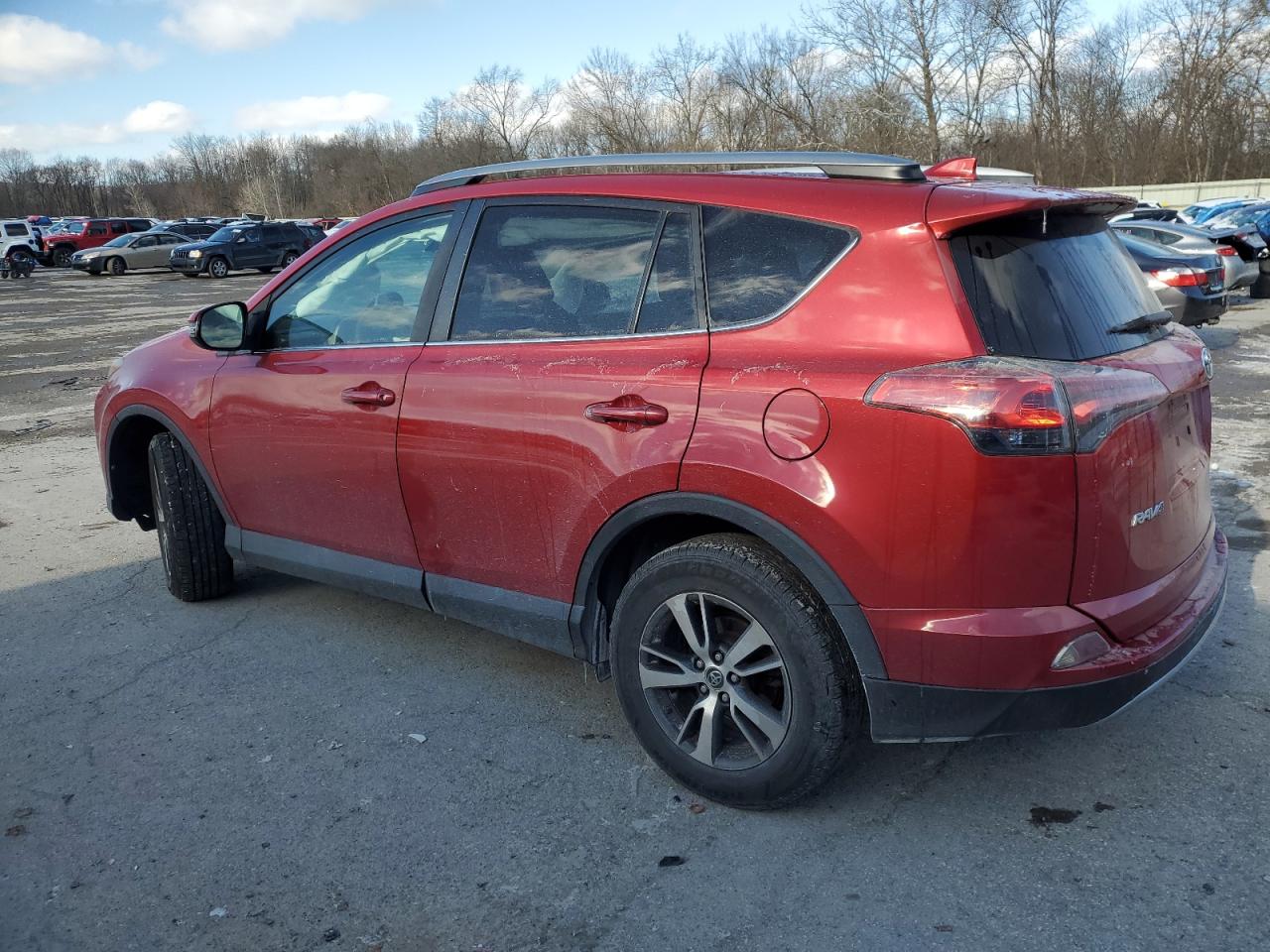 2017 Toyota RAV 4 - Image 2