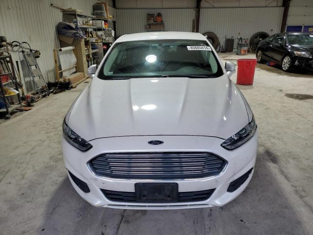 Sedans FORD FUSION 2013 White