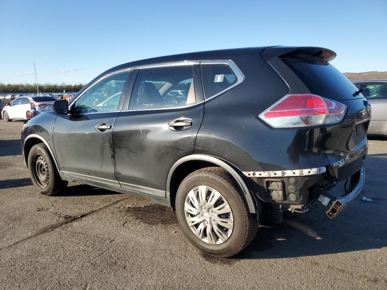 KNMAT2MV1GP688007 2016 NISSAN ROGUE - Image 2