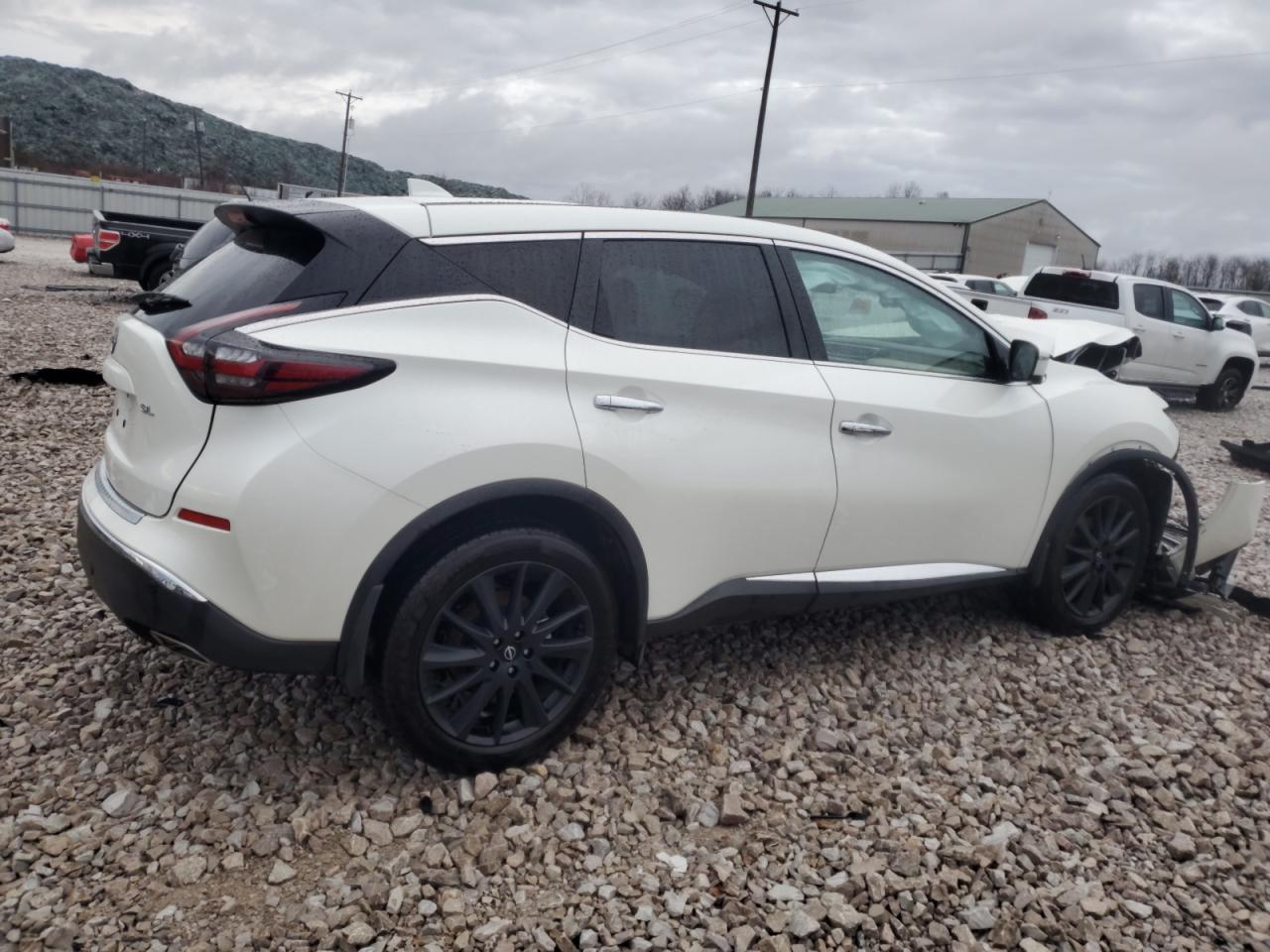 2024 Nissan Murano - Image 3