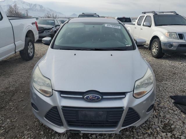 Sedans FORD FOCUS 2014 Srebrny