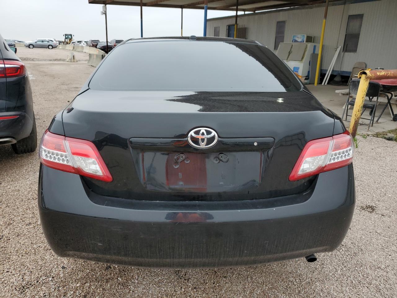 2011 Toyota Camry - Image 6