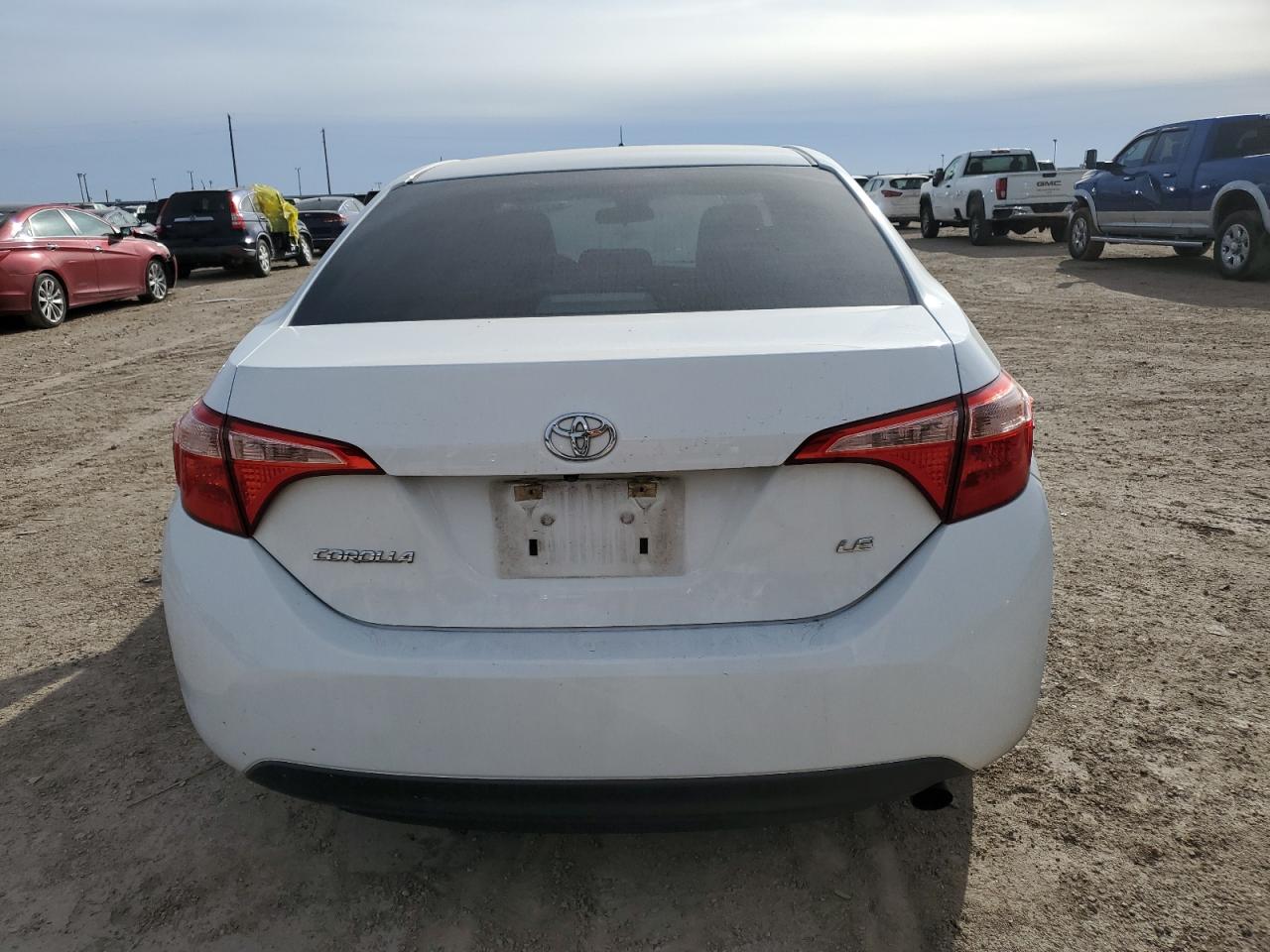 VIN 5YFBURHE3JP750128 2018 TOYOTA COROLLA no.6