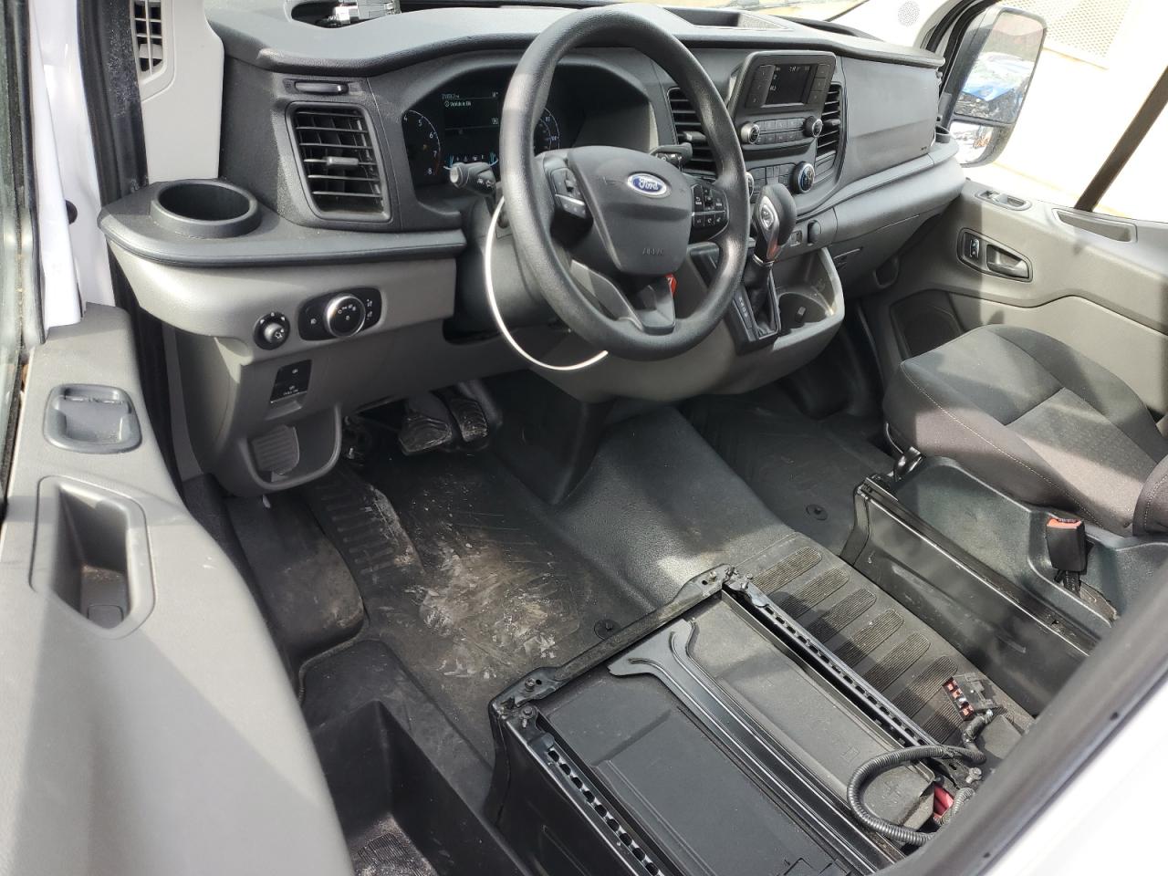 2023 Ford Transit - Image 8