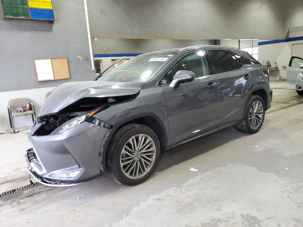 VIN 2T2JZMDA2NC331515 2022 LEXUS RX350 no.1