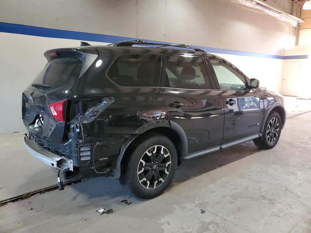 2020 Nissan Pathfinder - Image 3
