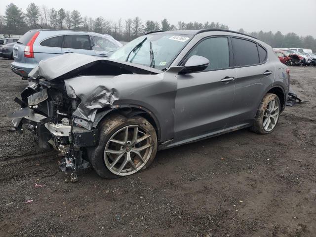 2018 Alfa Romeo Stelvio Ti Sport