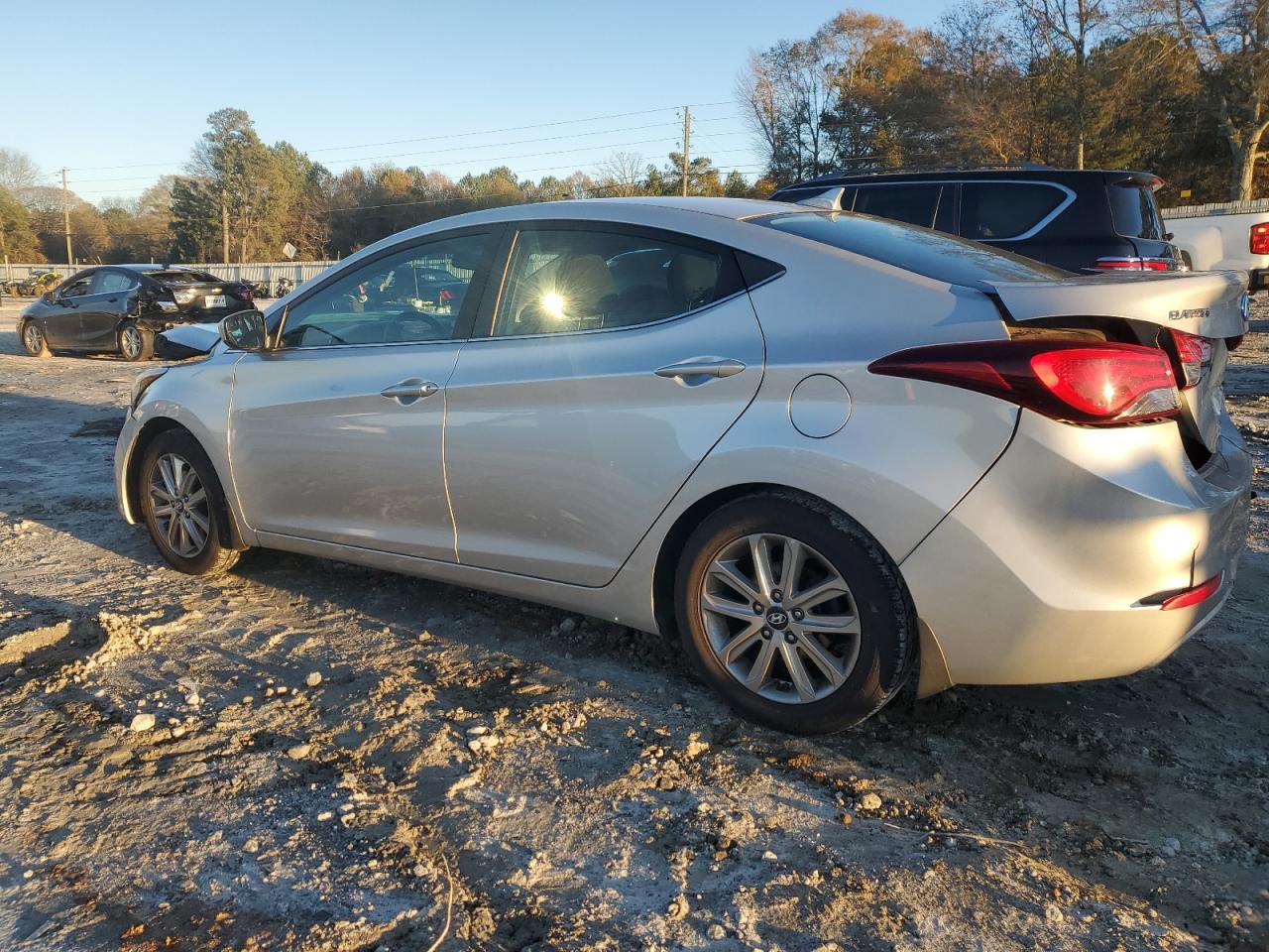 2015 Hyundai Elantra - Image 2