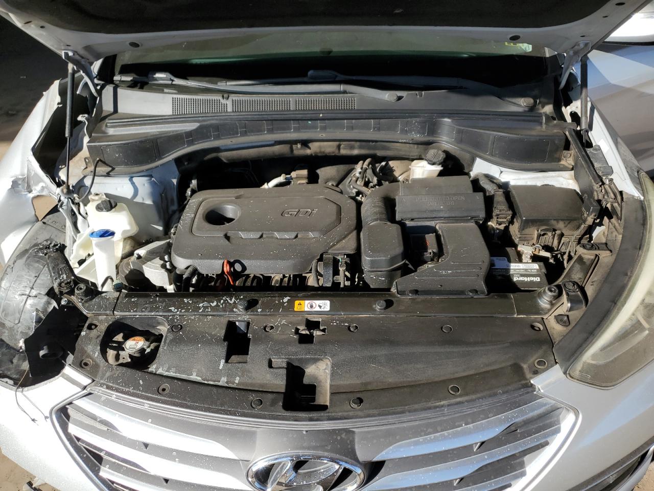 2018 Hyundai Santa Fe - Image 12