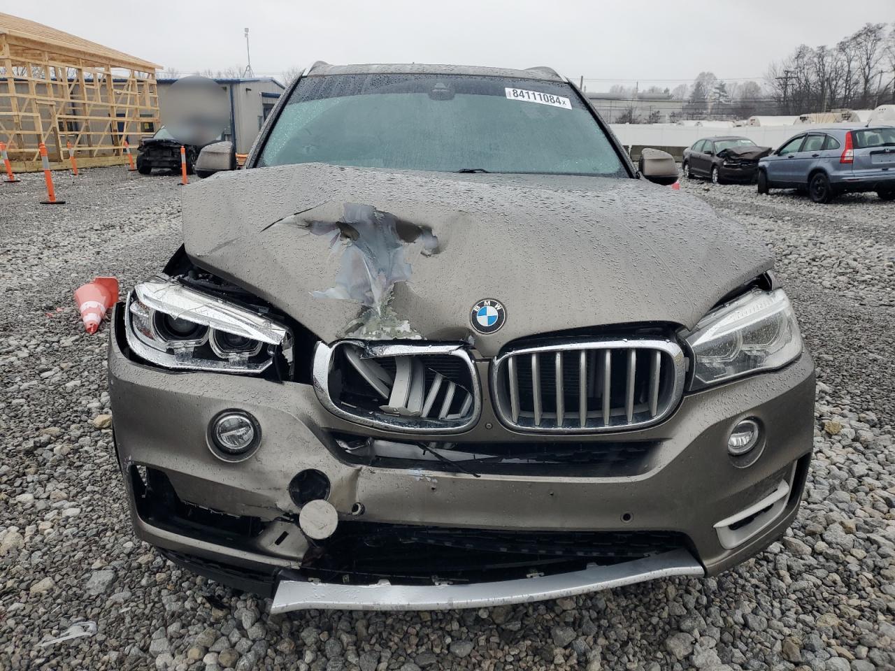 VIN 5UXKR2C52H0U21536 2017 BMW X5 no.5