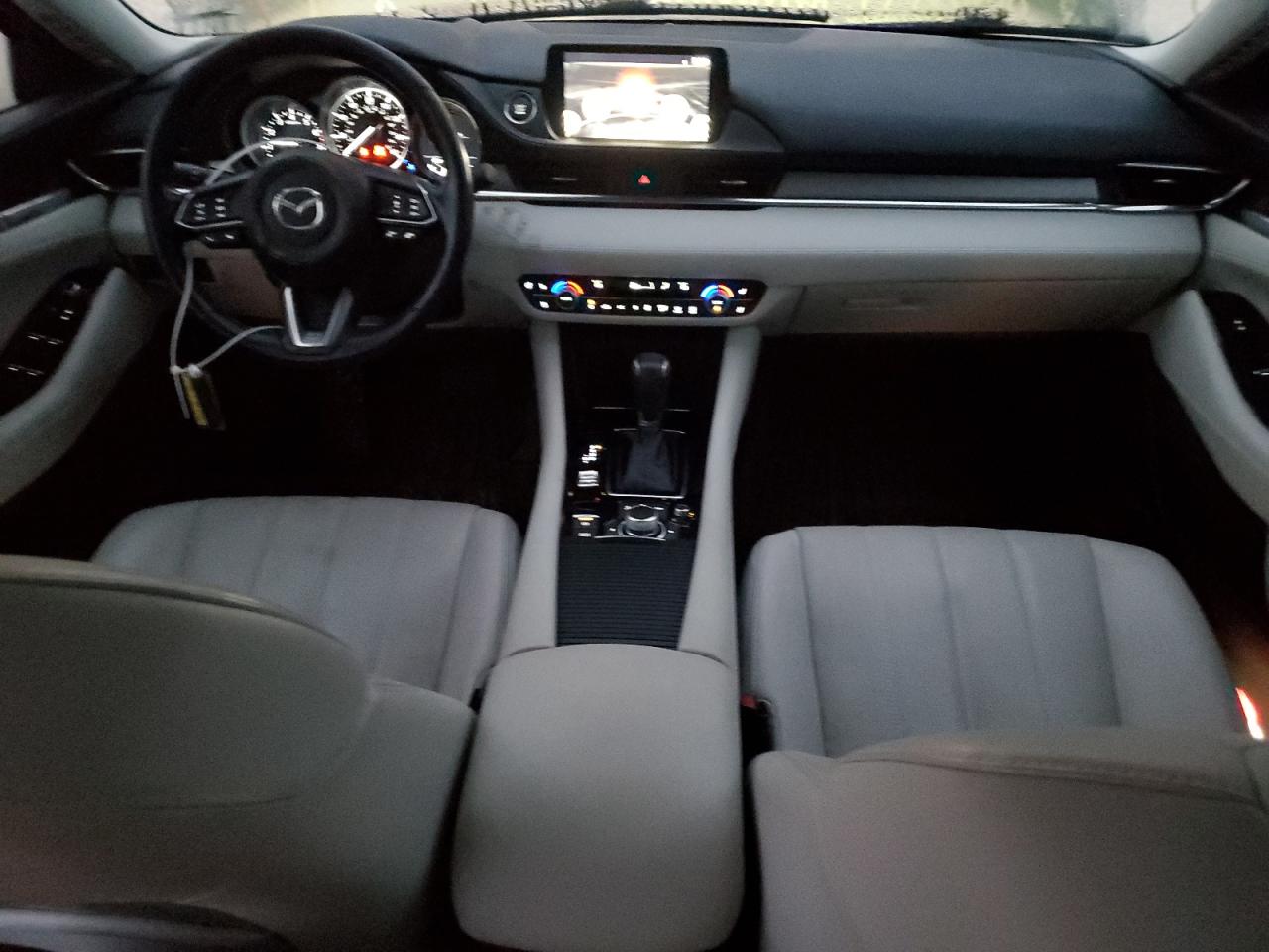 2018 Mazda 6 - Image 8