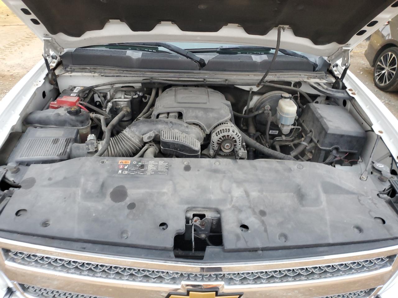 2012 Chevrolet Silverado - Image 11
