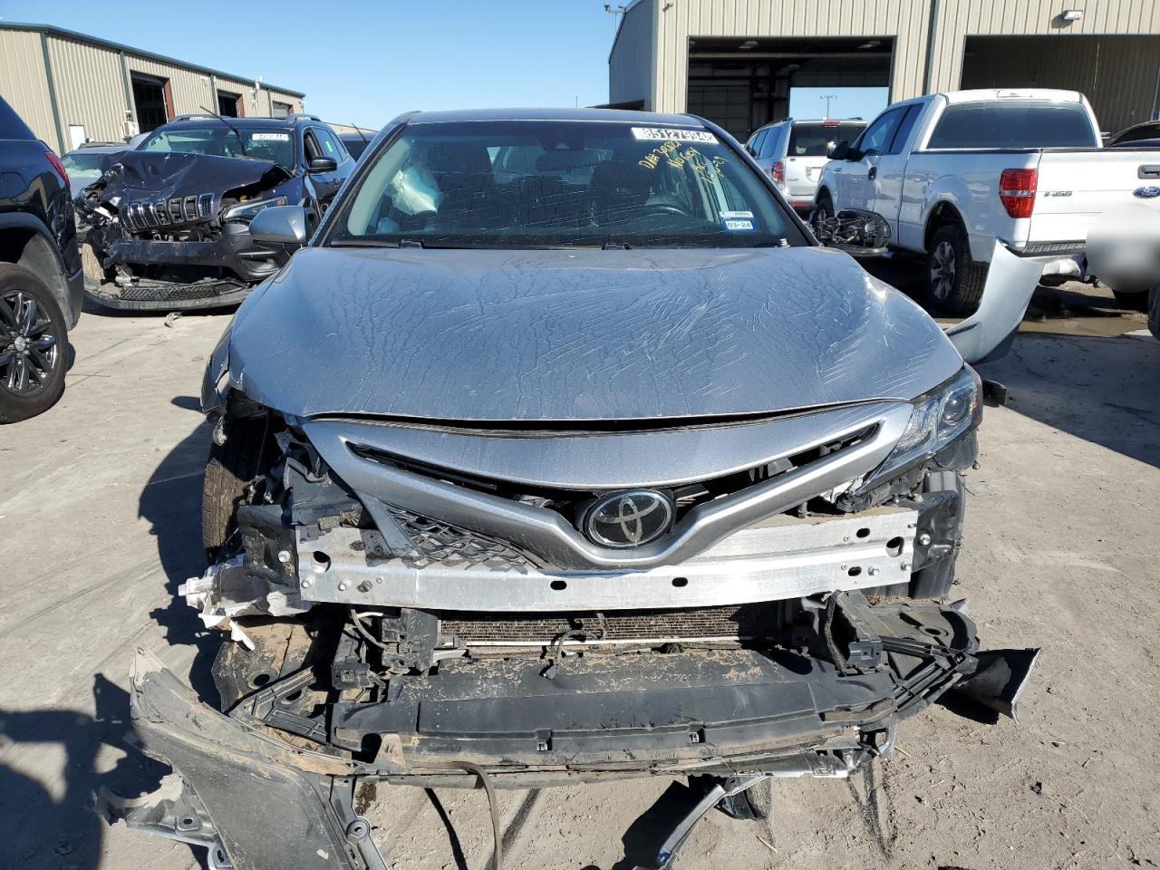 2020 Toyota Camry - Image 5