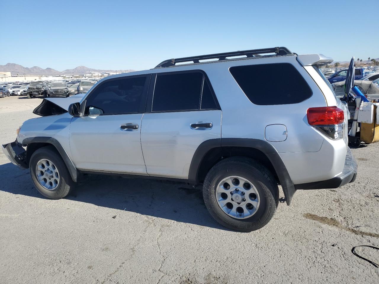 2013 Toyota 4Runner - Image 2