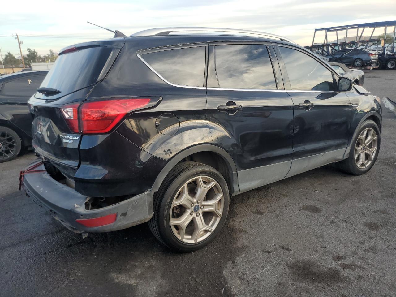 2019 Ford Escape - Image 3
