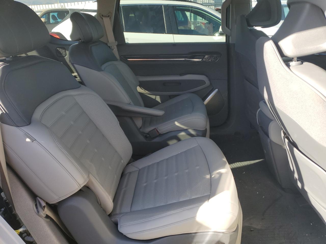 2024 Kia Ev9 Land VIN: KNDADFS59R6046585 Lot: 84561304