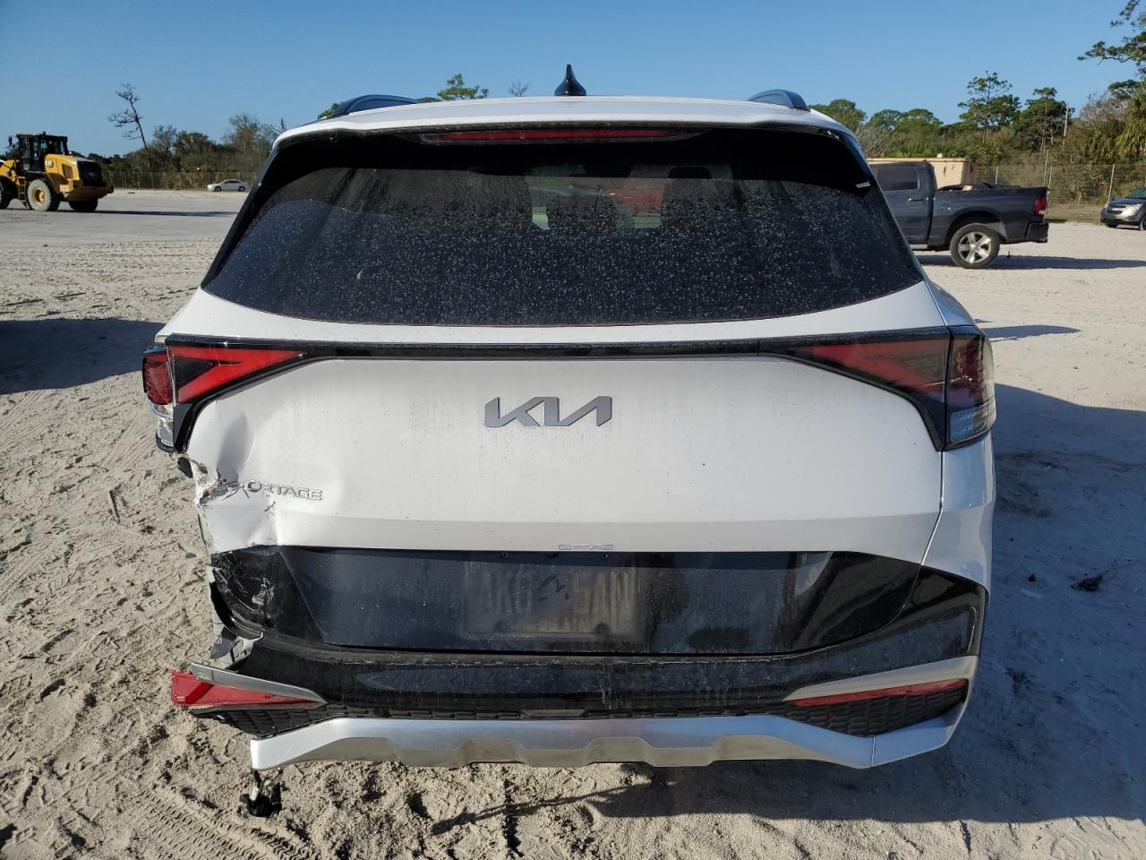 2023 Kia Sportage - Image 6