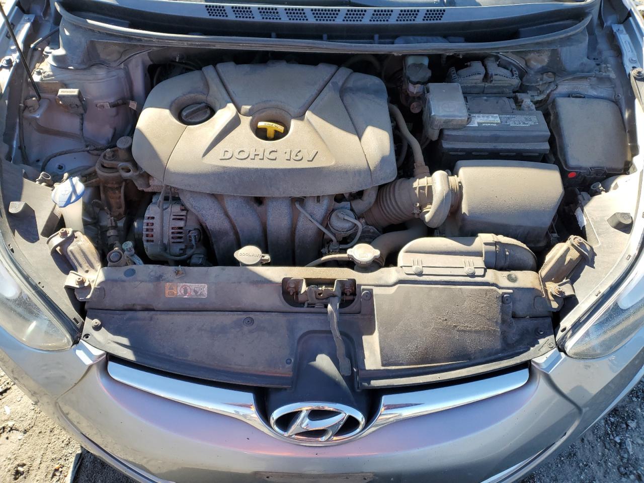 2016 Hyundai Elantra - Image 11