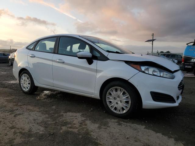  FORD FIESTA 2014 Білий