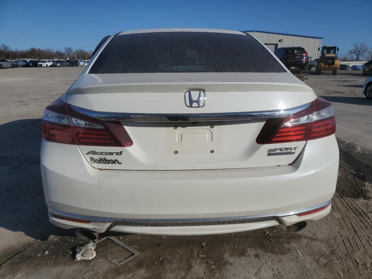 VIN 1HGCR2F14HA173686 2017 HONDA ACCORD no.6