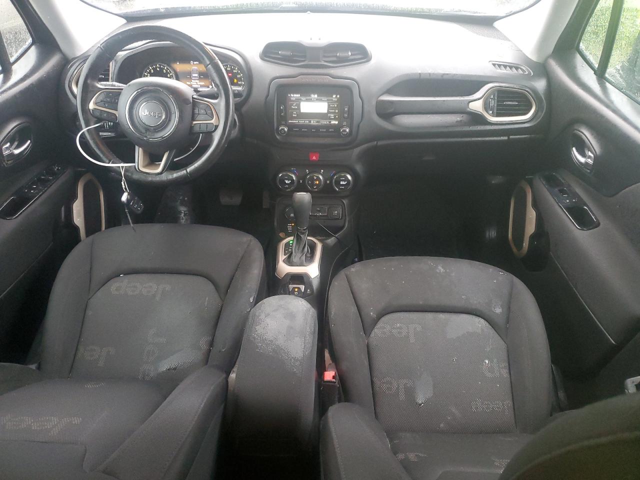 2017 Jeep Renegade - Image 8