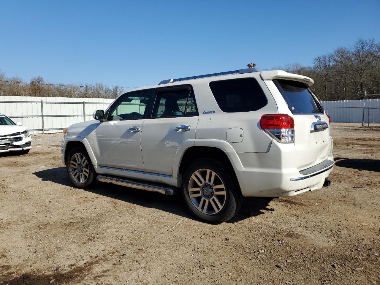 VIN JTEBU5JR2D5146105 2013 TOYOTA 4RUNNER no.2