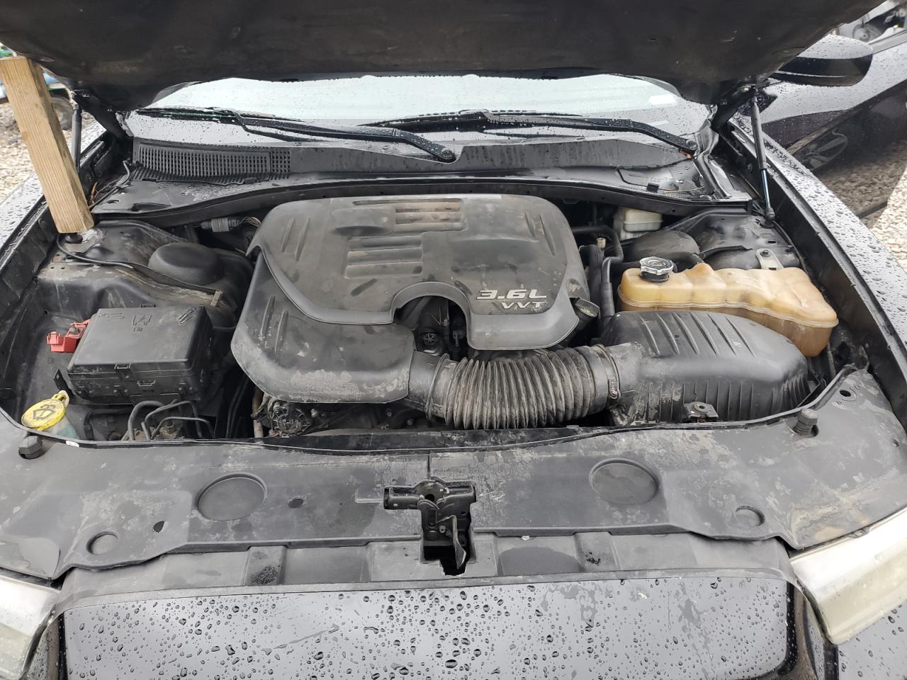 2014 Dodge Charger - Image 11