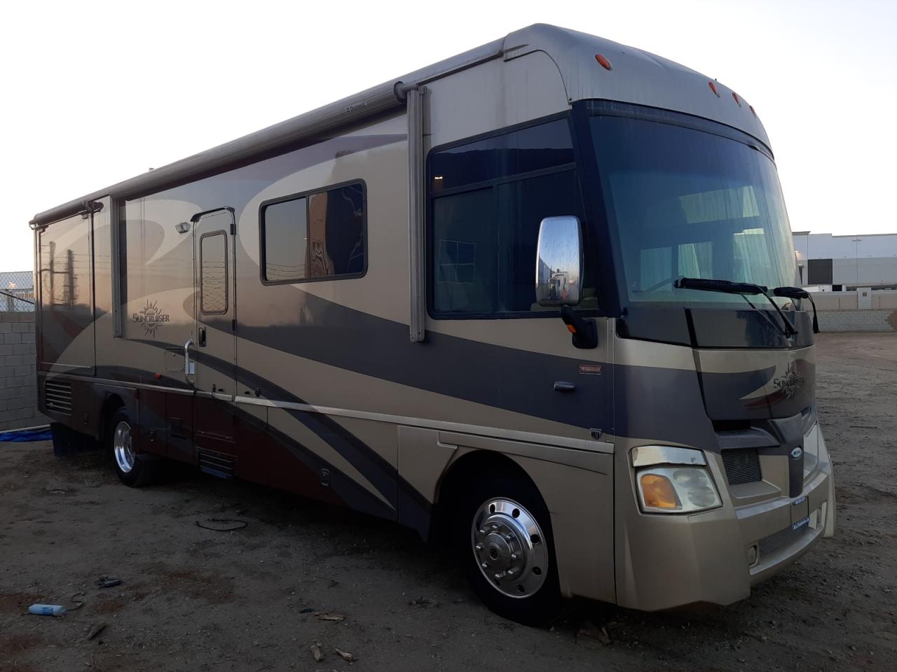 2008 Ford F530 Super Duty იყიდება Colton-ში, CA - Burn - Interior