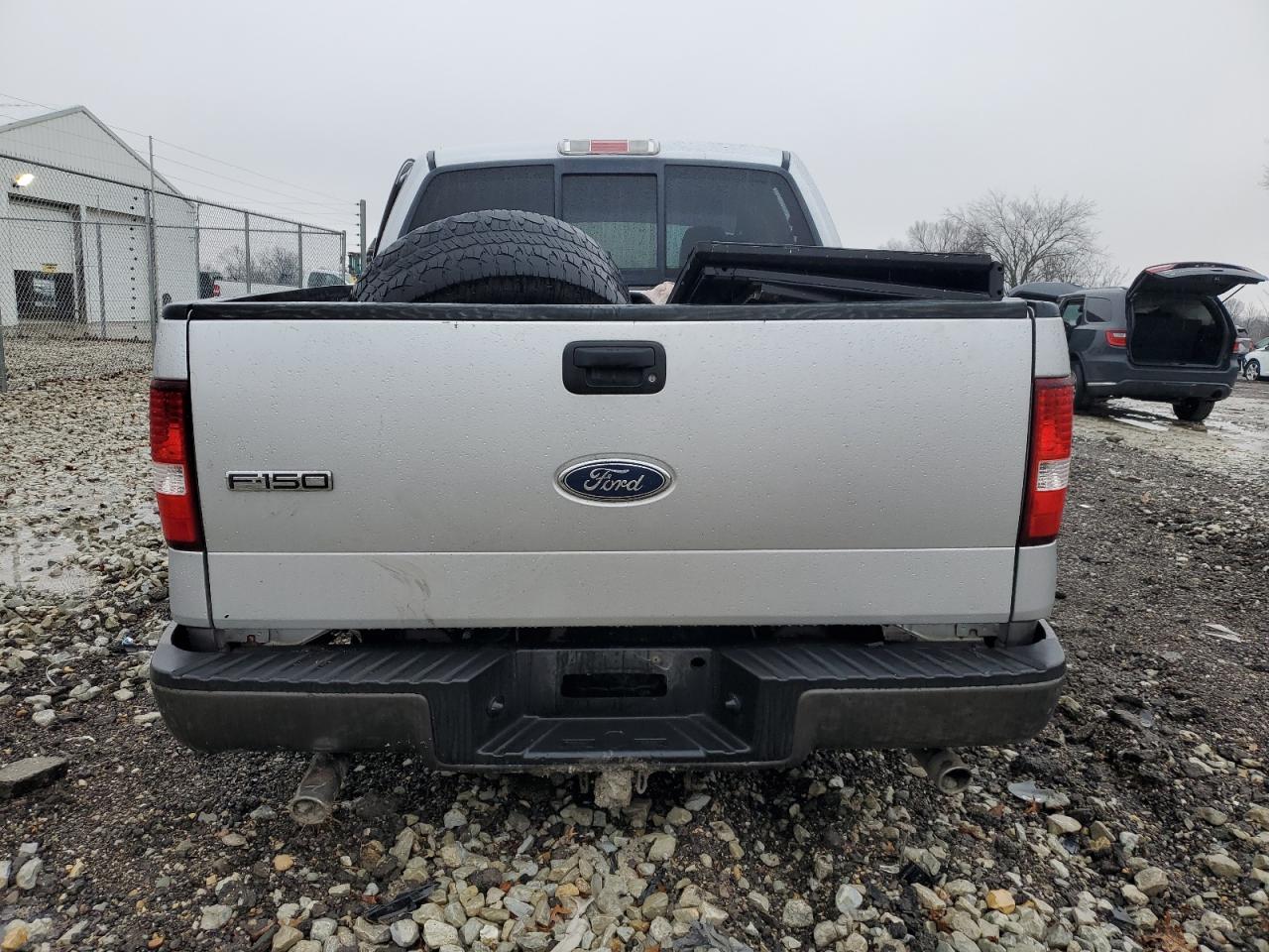 2004 Ford F-150 - Image 6