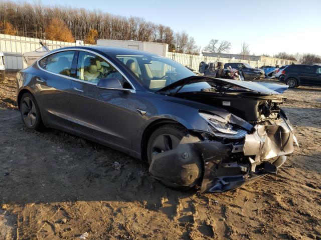  TESLA MODEL 3 2020 Серый