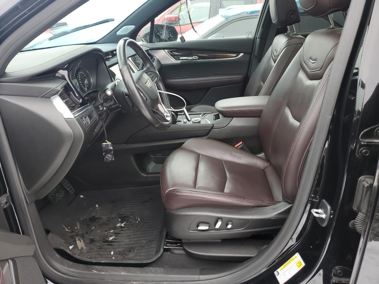 2021 Cadillac XT6 - Image 7