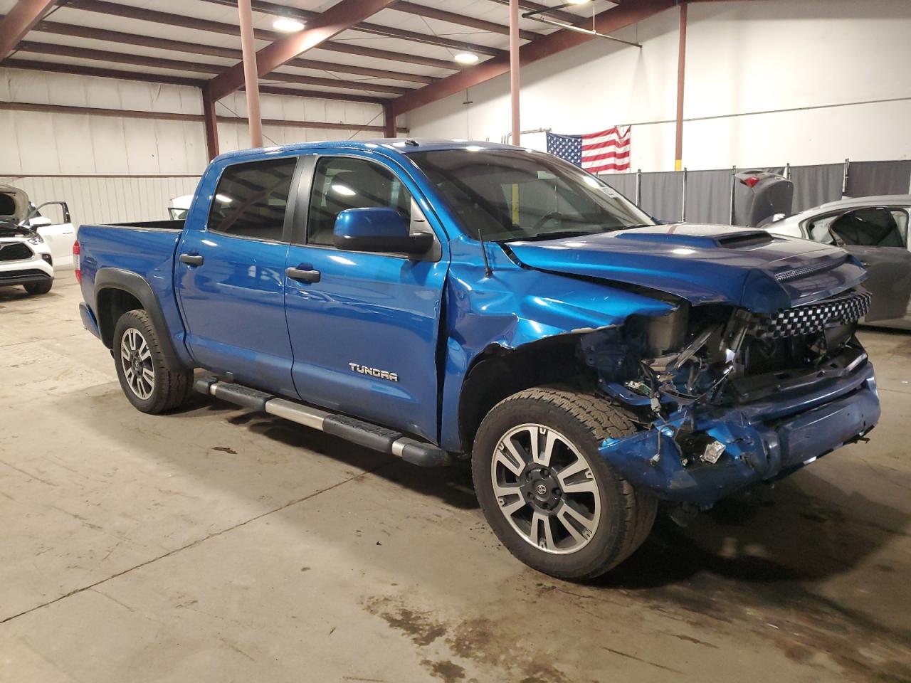 VIN 5TFDY5F1XJX771209 2018 TOYOTA TUNDRA no.4