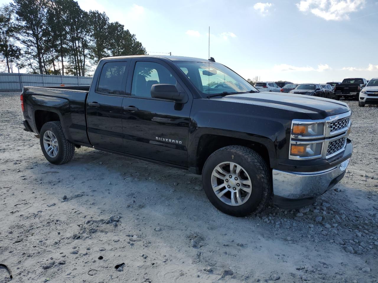 2014 Chevrolet Silverado - Image 4