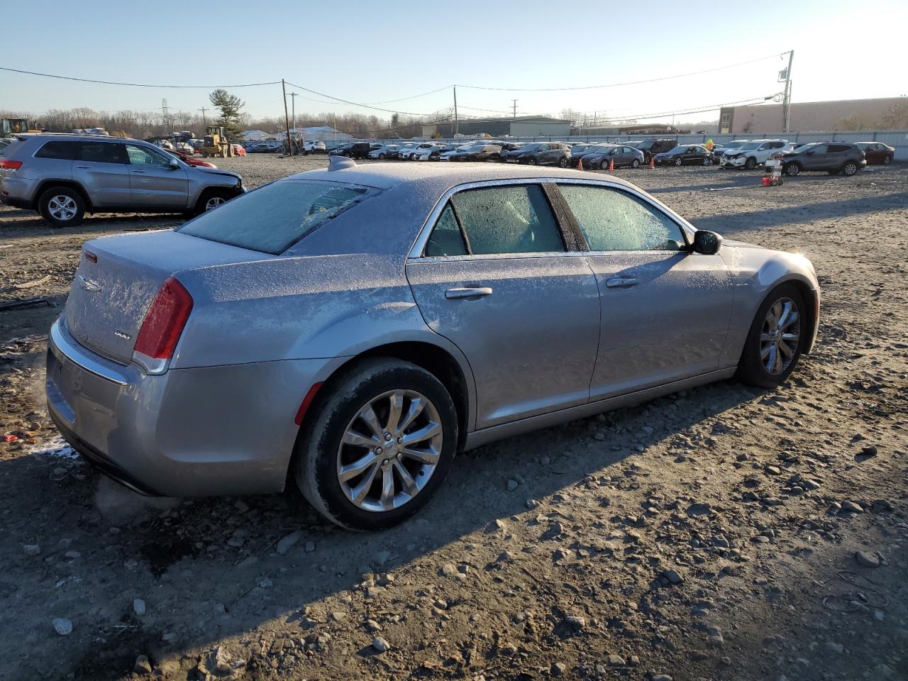 2016 Chrysler 300 - Image 3