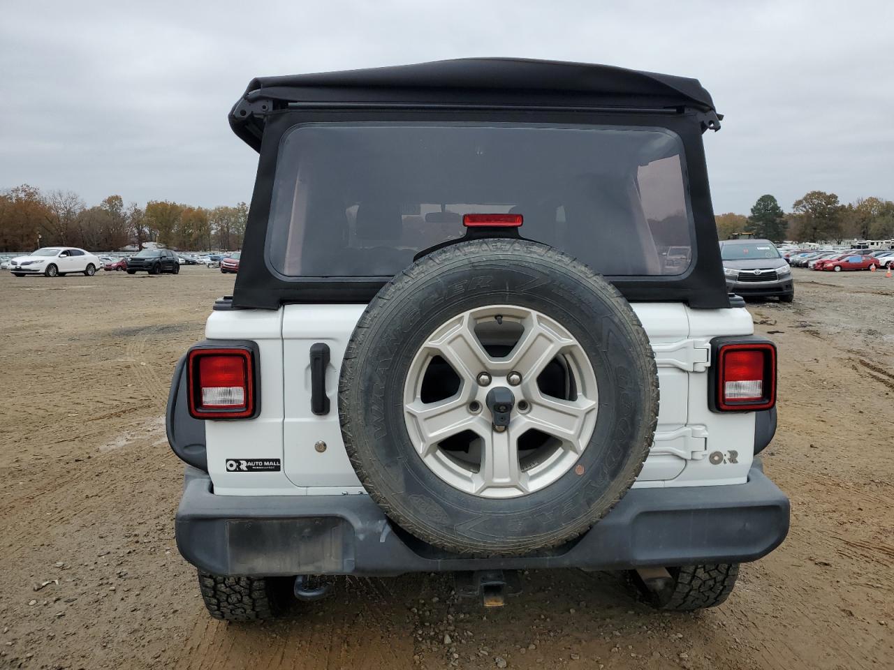 2018 Jeep Wrangler - Image 6