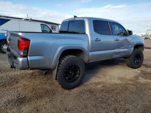  TOYOTA TACOMA 2017 Сріблястий