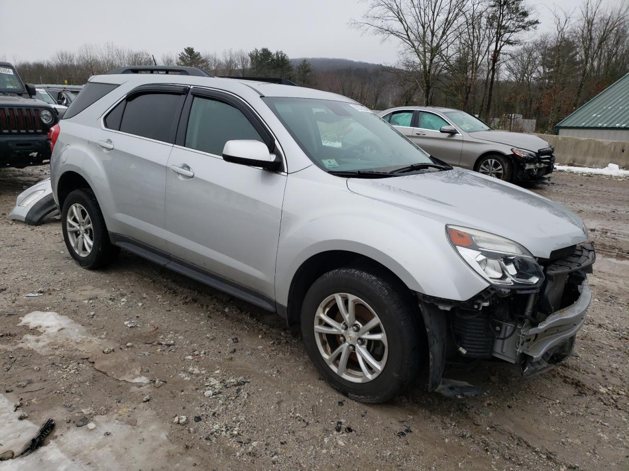 2017 Chevrolet Equinox - Image 4