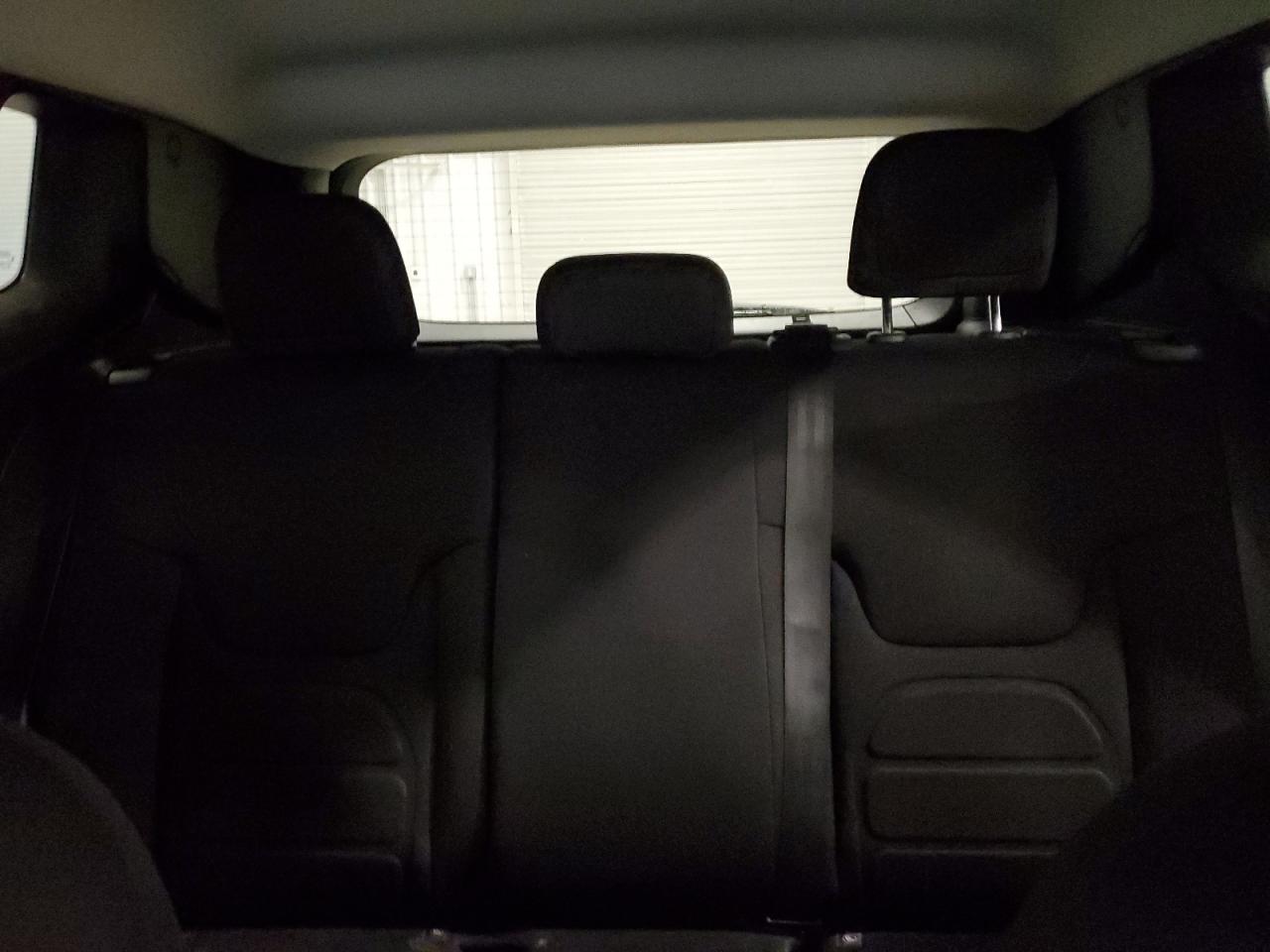 2019 Jeep Renegade - Image 10